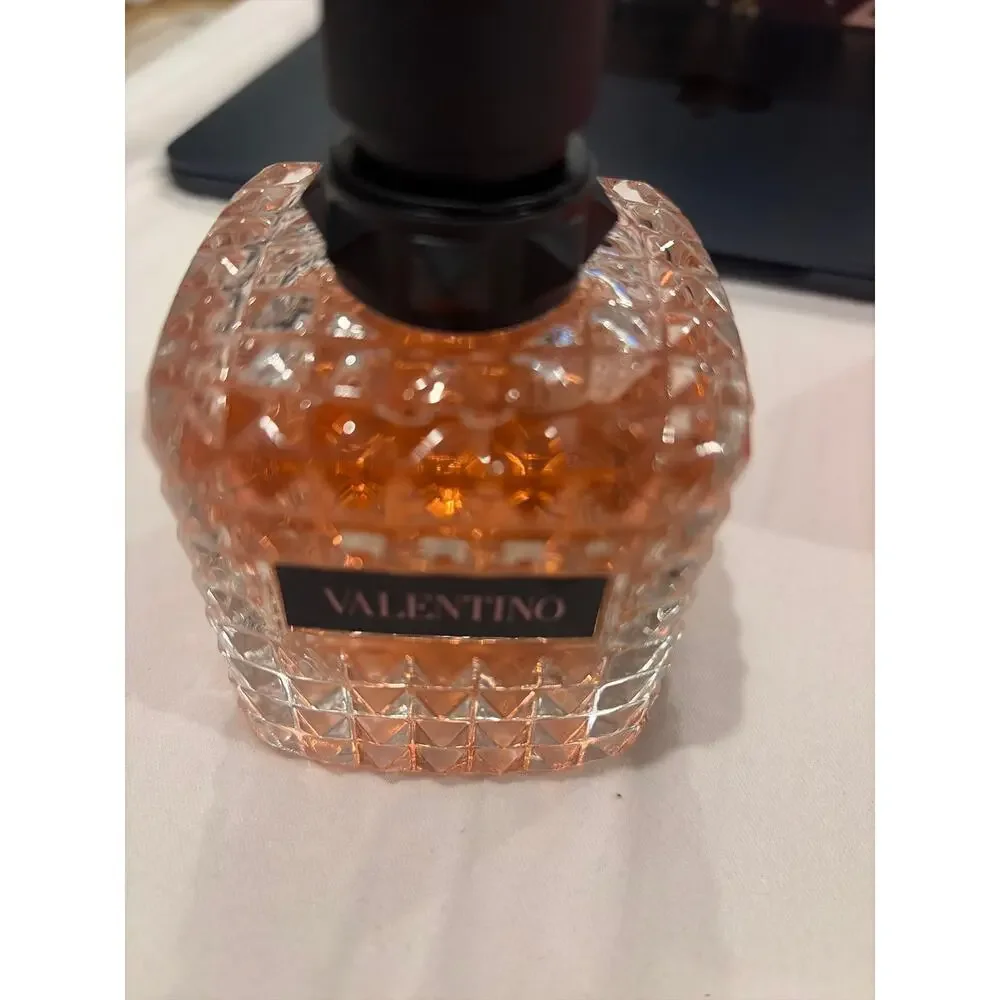 Valentino Donna Born in Roma, 3.4 oz - Picture 7 of 7